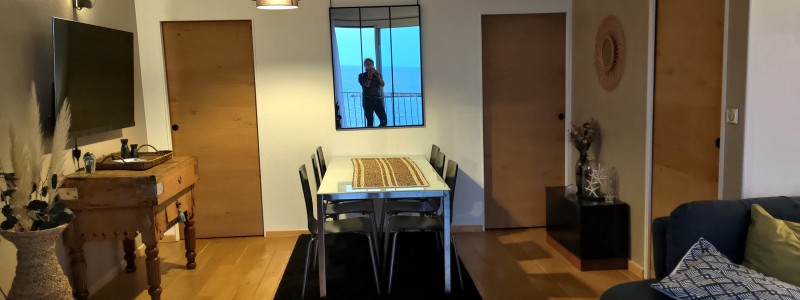 GRH4-Sète vue depuis balcon vers pièce de vie
