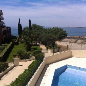 corniche plage piscine sete