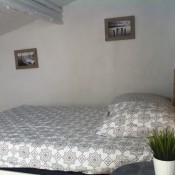 grand studio terrasse quartier puces