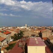 grand studio terrasse quartier puces