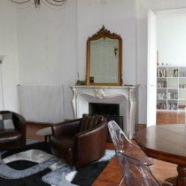 T4 Theatre salon