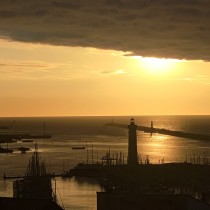 Vue port et mer GRH4-Sète ciel en clair obscur