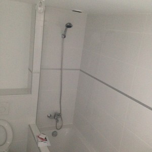 villa piscine sete douche