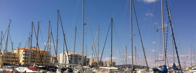 vue port frontignan plage